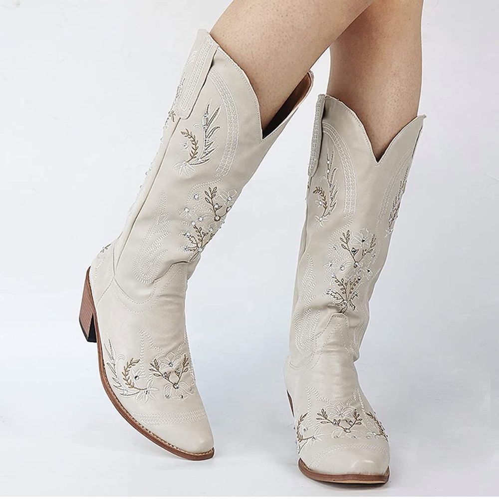 Brand new Cowgirl boots